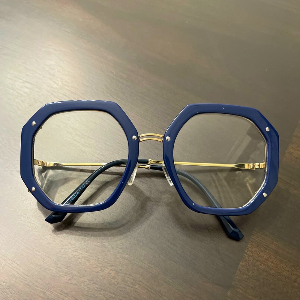 Trendy Navy And Gold Glasses - Picture 2 of 5